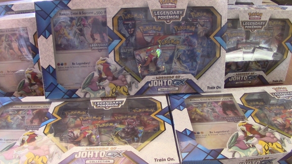 Video s představením Pokémon Legends of Johto-GX Premium Collection Boxu