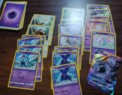 pokemon-tcg-mewtwo-gx-seznam-karet---pokemoni.jpg